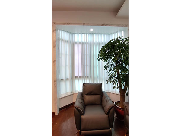 宜君家居百葉簾,宜君家居電動(dòng)窗簾,宜君家居臺(tái)布、椅套,湖南宜君家居有限公司